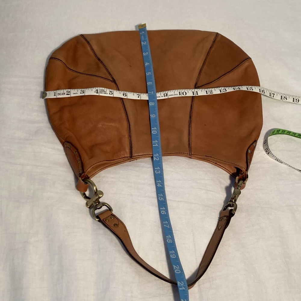 Lucé leather shoulder/hobo handbag caramel brown - Picture 10 of 16